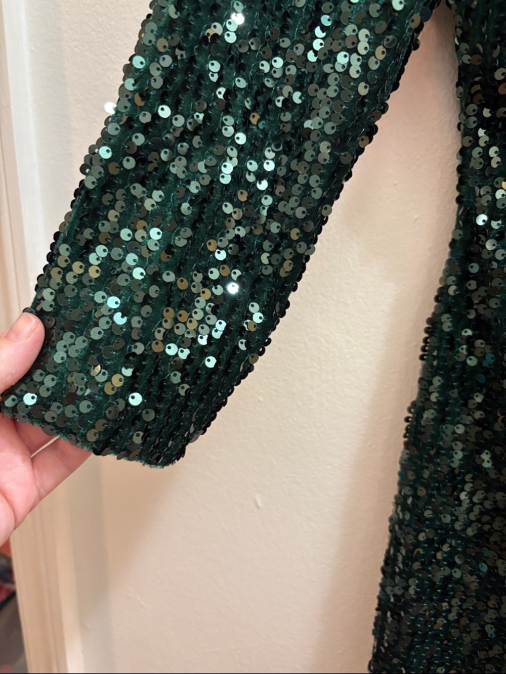 NWOT Donna Morgan Emerald Sequin Three Quarter Sleeve Open Back Dress Size 2 - Picture 5 of 7